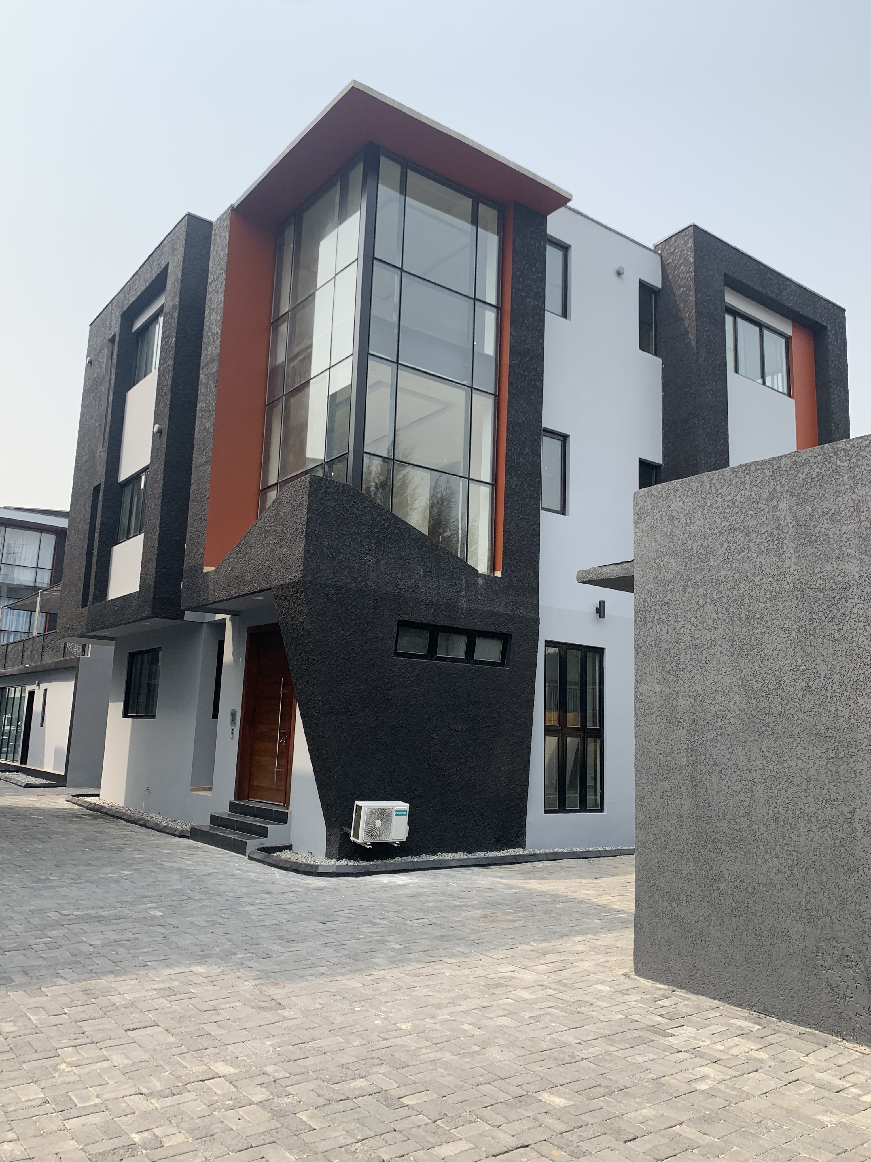 Site photograph of Andrews Creek, Ikoyi, Lagos